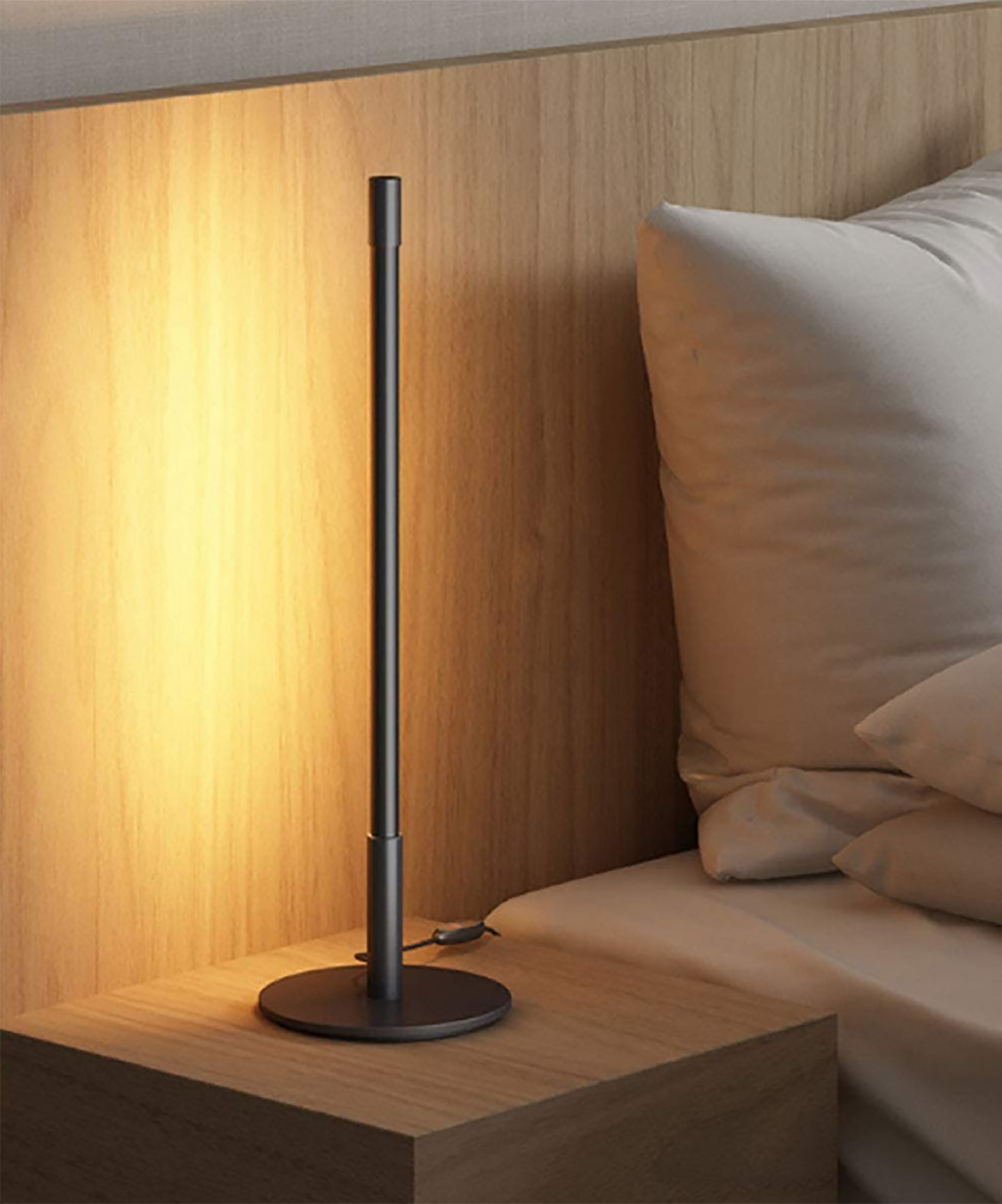 ONE BEAM DESK LAMP